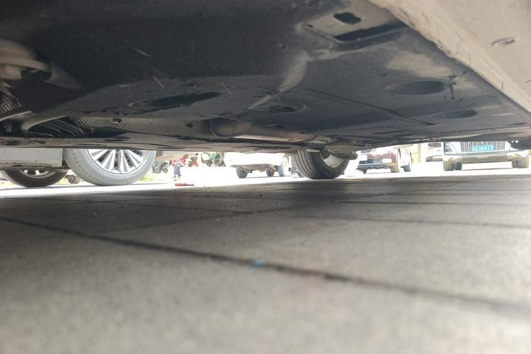 Used Ford Escort 2015 1.5L Automatic Fashion Model Chassis Front Left