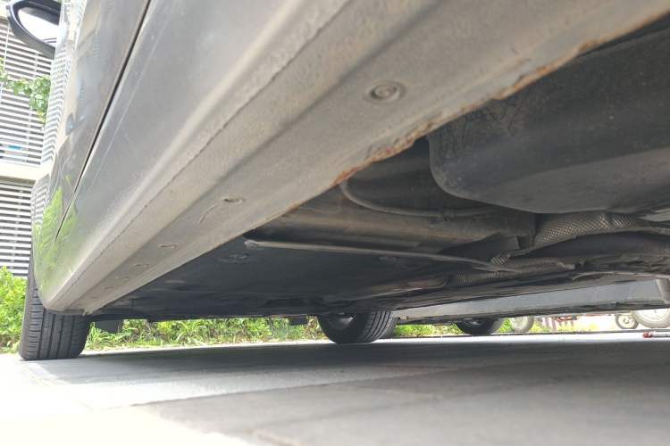 Used Ford Escort 2015 1.5L Automatic Fashion Model Chassis Rear Left