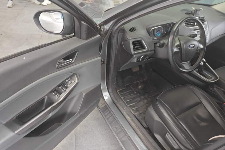 Used Ford Escort 2015 1.5L Automatic Comfort Edition Driver Seat