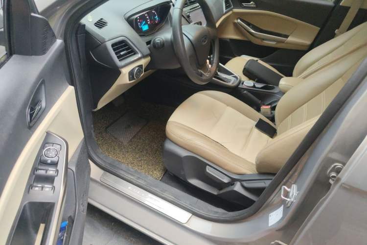 Used Ford Escort 2015 1.5L Automatic Comfort Edition Driver Seat