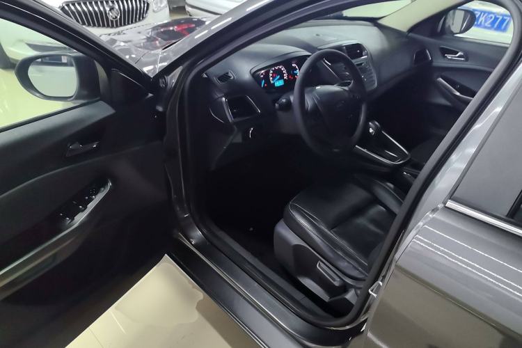 Used Ford Escort 2015 1.5L Automatic Fashion Model Driver Seat
