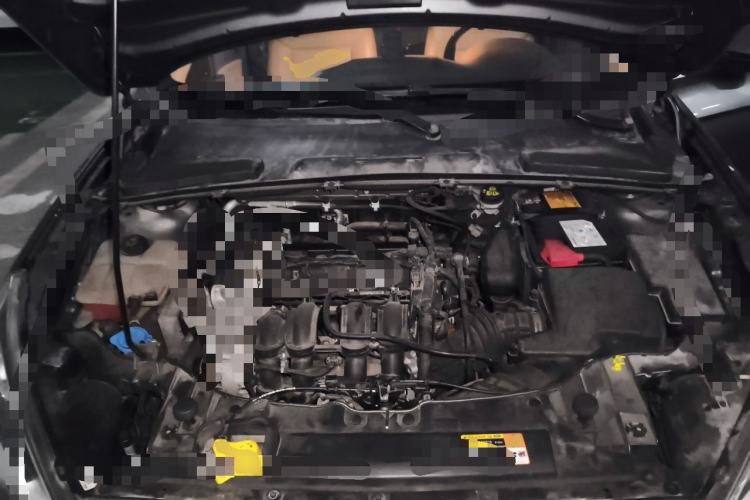 Used Ford Escort 2015 1.5L Automatic Fashion Model Engine Bay