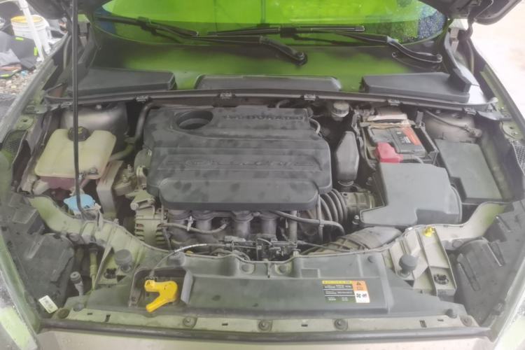Used Ford Escort 2015 1.5L Automatic Fashion Model Engine Bay