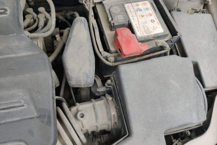 Used Ford Escort 2015 1.5L Automatic Comfort Edition Engine Bay Left