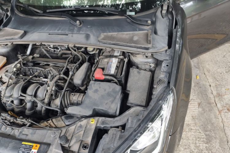 Used Ford Escort 2015 1.5L Automatic Fashion Model Engine Bay Left