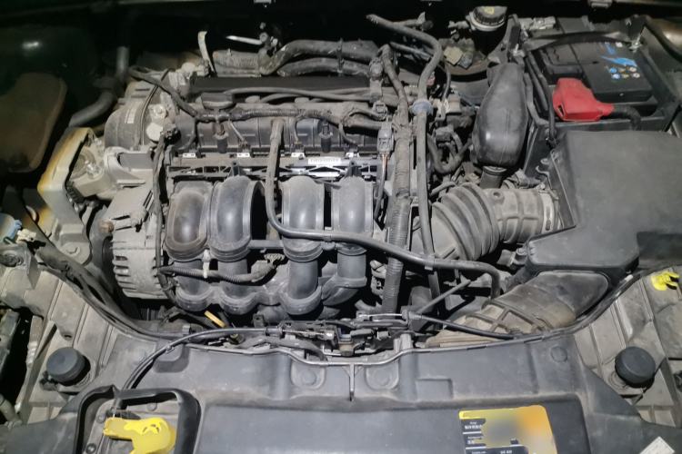 Used Ford Escort 2015 1.5L Automatic Comfort Edition Engine Bay