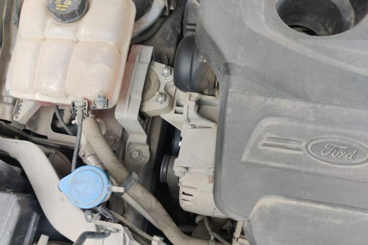 Used Ford Escort 2015 1.5L Automatic Comfort Edition Engine Bay Right