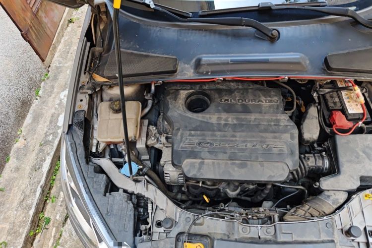 Used Ford Escort 2015 1.5L Automatic Fashion Model Engine Bay Right