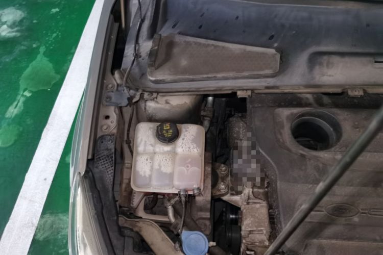 Used Ford Escort 2015 1.5L Automatic Fashion Model Engine Bay Right