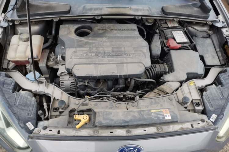 Used Ford Escort 2015 1.5L Automatic Comfort Edition Engine Bay
