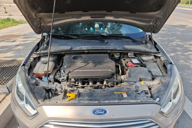 Used Ford Escort 2015 1.5L Manual Fashion Edition Engine Bay