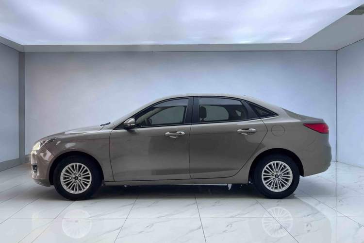 Used Ford Escort 2015 1.5L Automatic Comfort Edition Exterior 3