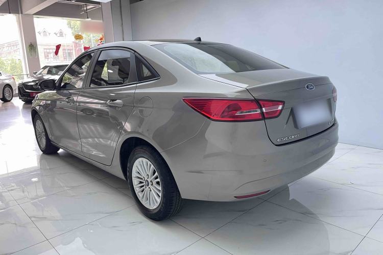 Used Ford Escort 2015 1.5L Automatic Comfort Edition Exterior 4
