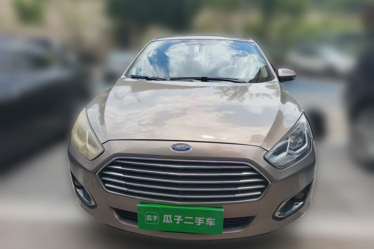 Used Ford Escort 2015 1.5L Automatic Fashion Model Front