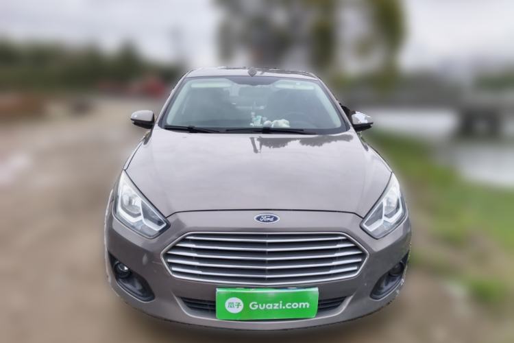 Used Ford Escort 2015 1.5L Manual Comfort Model Front