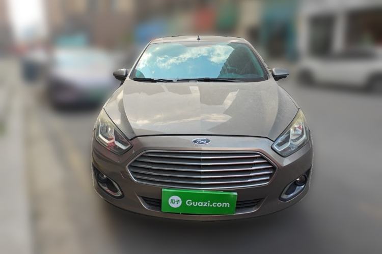 Used Ford Escort 2015 1.5L Automatic Fashion Model Front