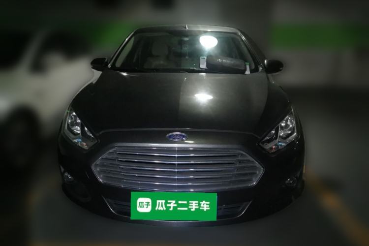 Used Ford Escort 2015 1.5L Automatic Comfort Edition Front