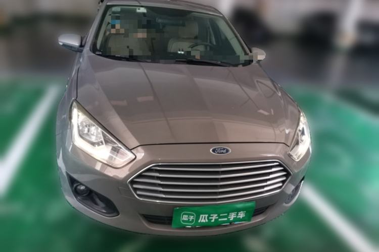 Used Ford Escort 2015 1.5L Automatic Fashion Model Front