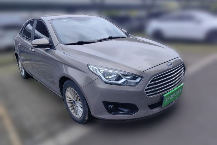 Used Ford Escort 2015 1.5L Manual Comfort Model Front Right 45 Deg