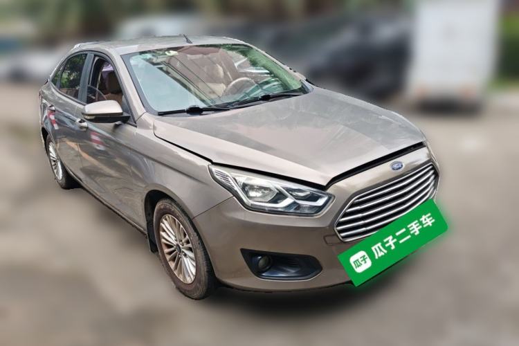 Used Ford Escort 2015 1.5L Automatic Comfort Edition Front Right 45 Deg