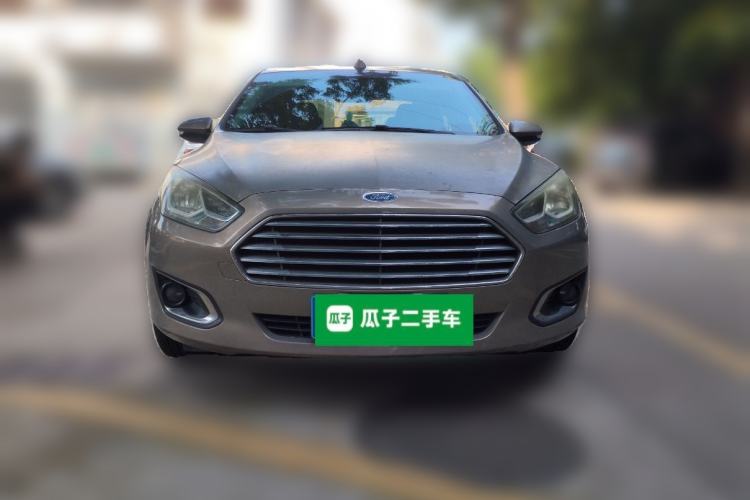Used Ford Escort 2015 1.5L Automatic Fashion Model Front