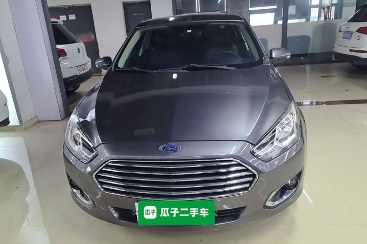 Used Ford Escort 2015 1.5L Automatic Fashion Model Front