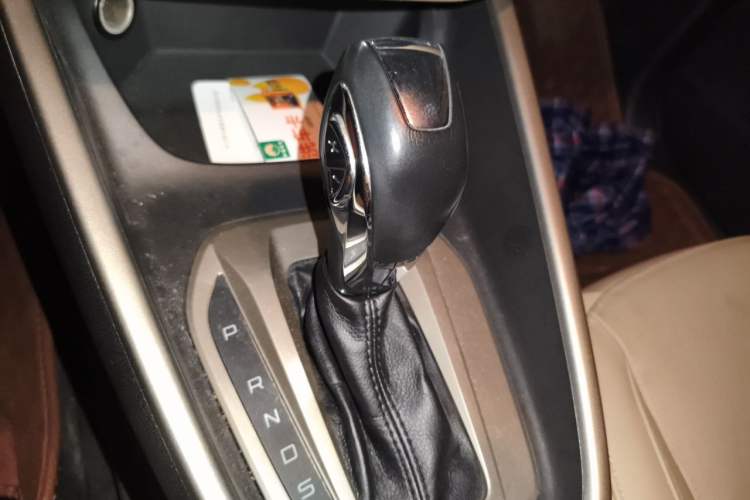 Used Ford Escort 2015 1.5L Automatic Fashion Model Gear Lever