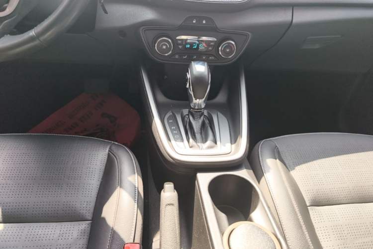 Used Ford Escort 2015 1.5L Automatic Fashion Model Gear Lever
