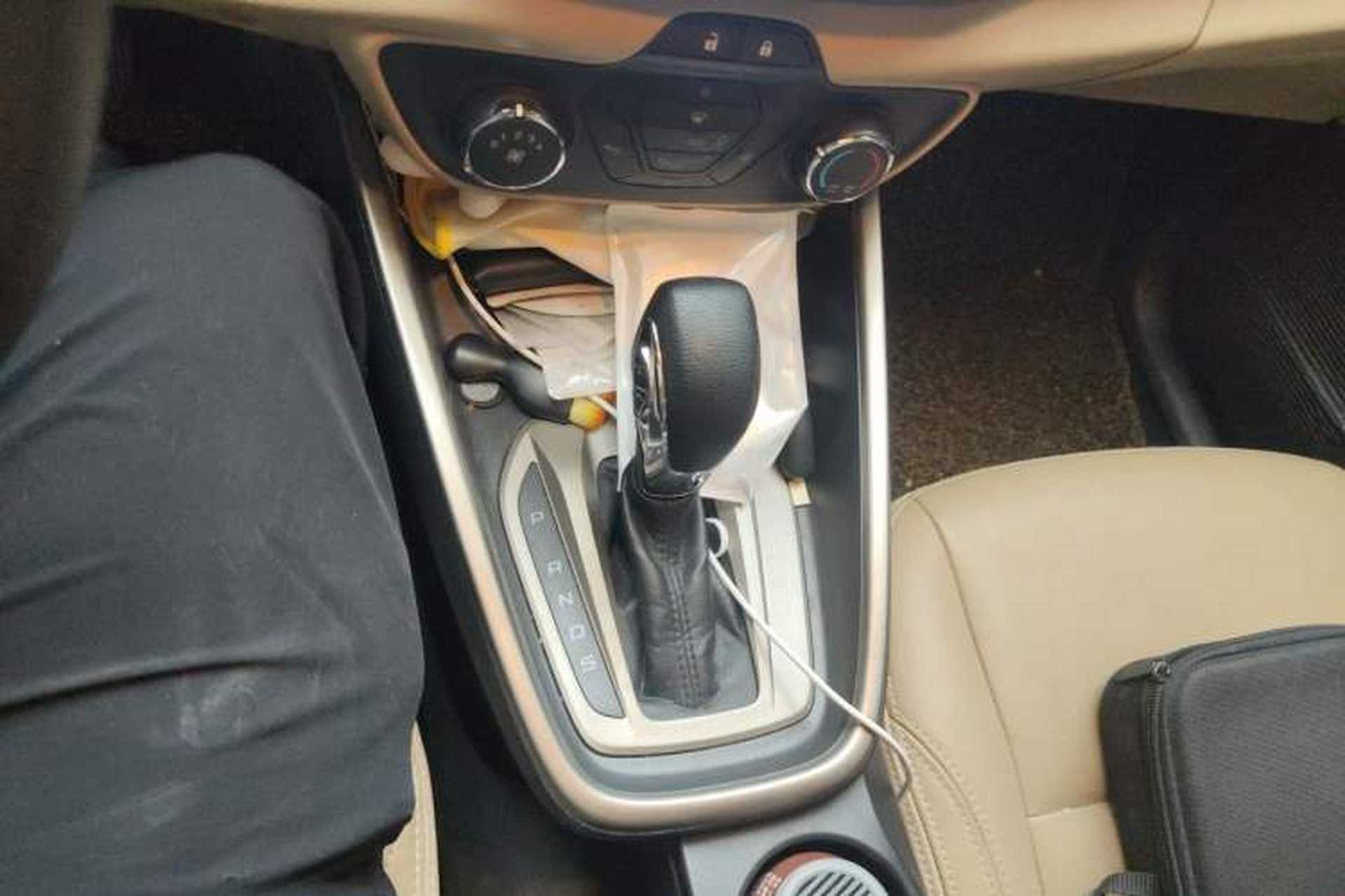 Used Ford Escort 2015 1.5L Automatic Comfort Edition Gear Lever