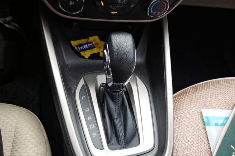 Used Ford Escort 2015 1.5L Automatic Comfort Edition Gear Lever
