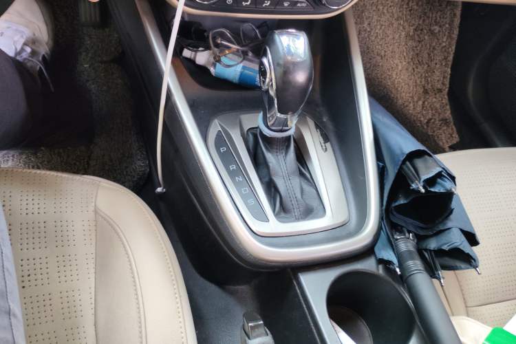 Used Ford Escort 2015 1.5L Automatic Fashion Model Gear Lever