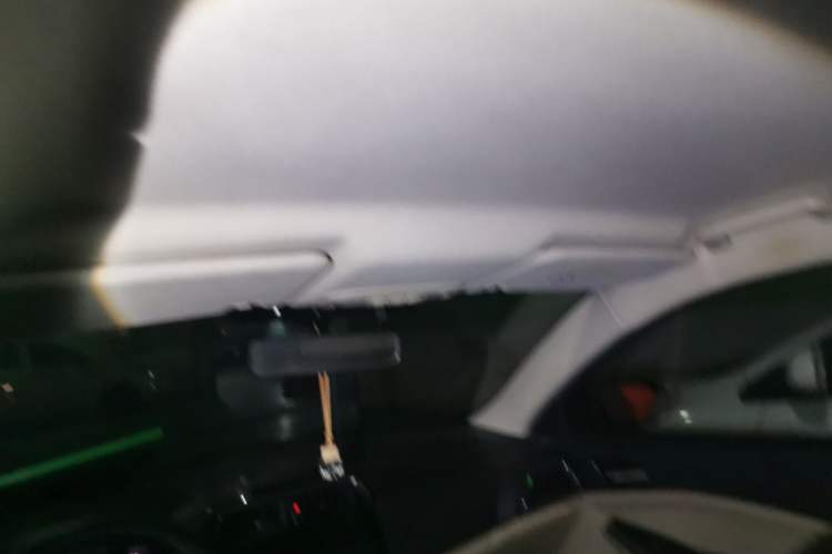 Used Ford Escort 2015 1.5L Automatic Comfort Edition Headliner