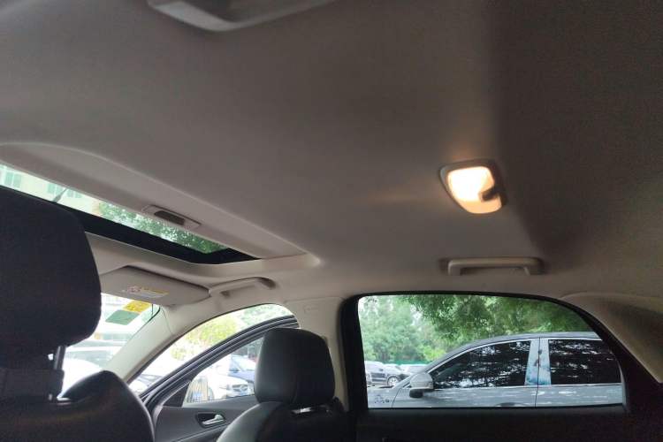 Used Ford Escort 2015 1.5L Automatic Fashion Model Headliner