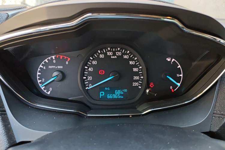 Used Ford Escort 2015 1.5L Automatic Fashion Model Instrument Cluster