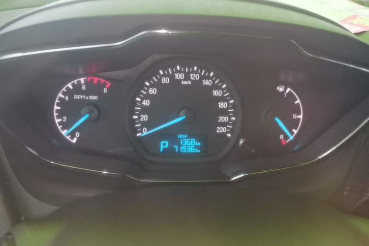 Used Ford Escort 2015 1.5L Automatic Fashion Model Instrument Cluster
