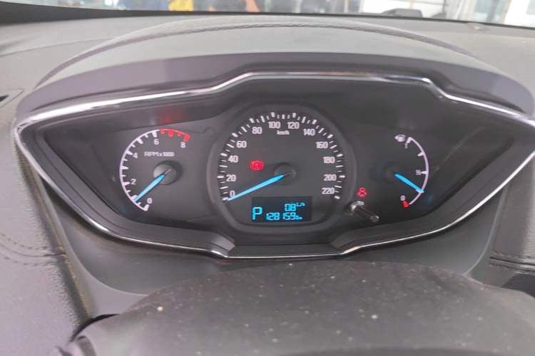 Used Ford Escort 2015 1.5L Automatic Comfort Edition Instrument Cluster