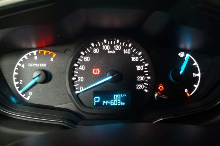 Used Ford Escort 2015 1.5L Automatic Fashion Model Instrument Cluster