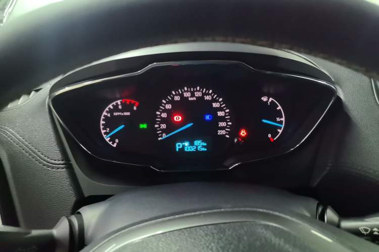 Used Ford Escort 2015 1.5L Automatic Fashion Model Instrument Cluster
