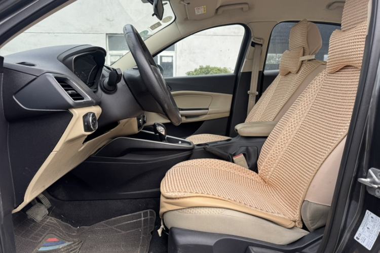 Used Ford Escort 2015 1.5L Automatic Comfort Edition Interior 3