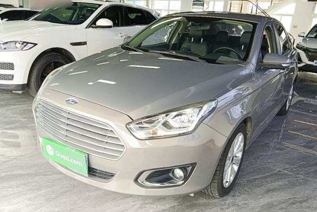 Used Ford Escort 2015 1.5L Automatic Fashion Model