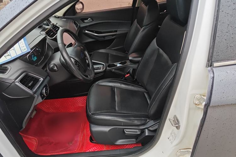 Used Ford Escort 2015 1.5L Automatic Fashion Model Left Front Seat
