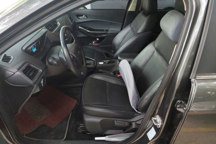 Used Ford Escort 2015 1.5L Automatic Fashion Model Left Front Seat