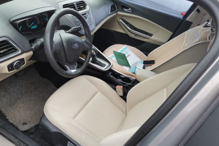 Used Ford Escort 2015 1.5L Automatic Comfort Edition Left Front Seat