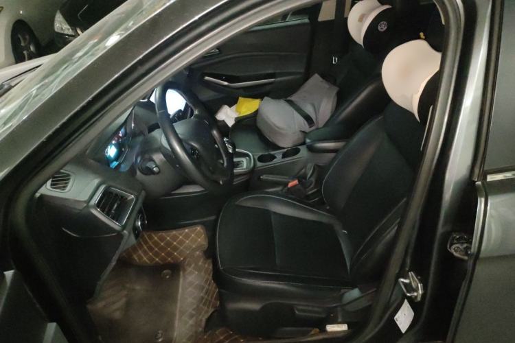 Used Ford Escort 2015 1.5L Automatic Fashion Model Left Front Seat