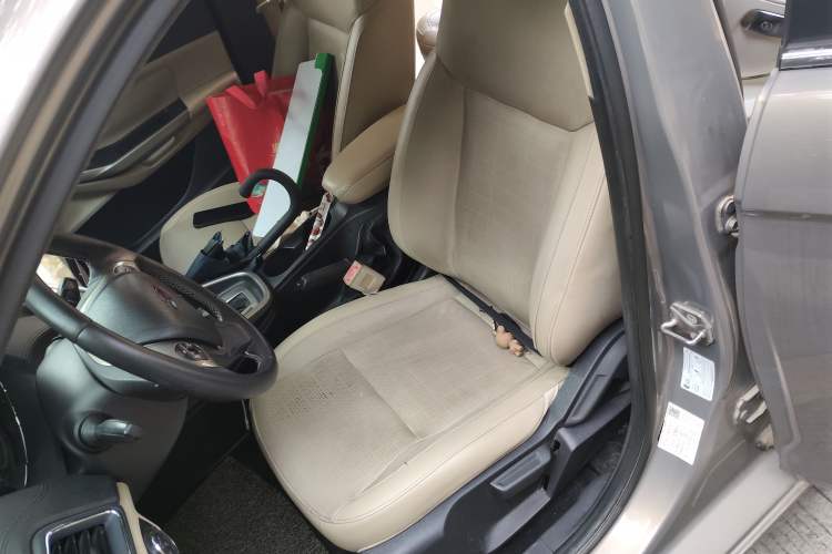 Used Ford Escort 2015 1.5L Automatic Fashion Model Left Front Seat