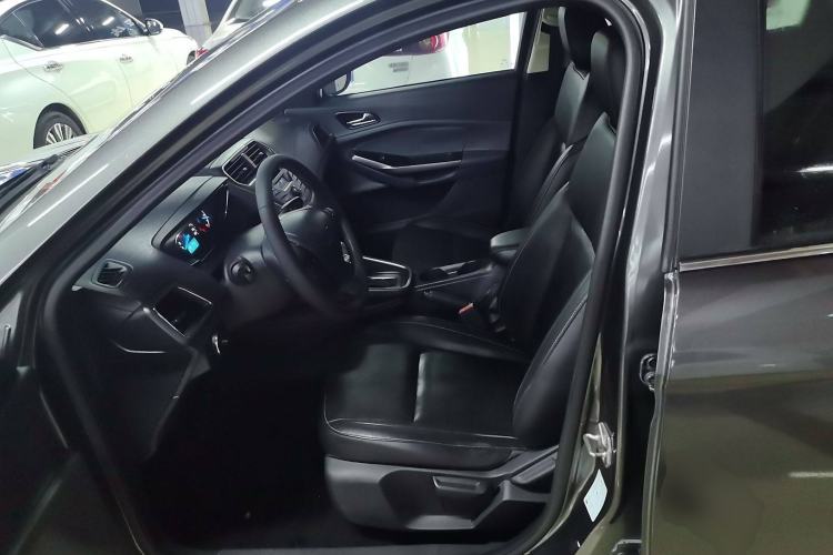 Used Ford Escort 2015 1.5L Automatic Fashion Model Left Front Seat