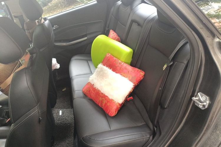 Used Ford Escort 2015 1.5L Automatic Fashion Model Left Rear Seat