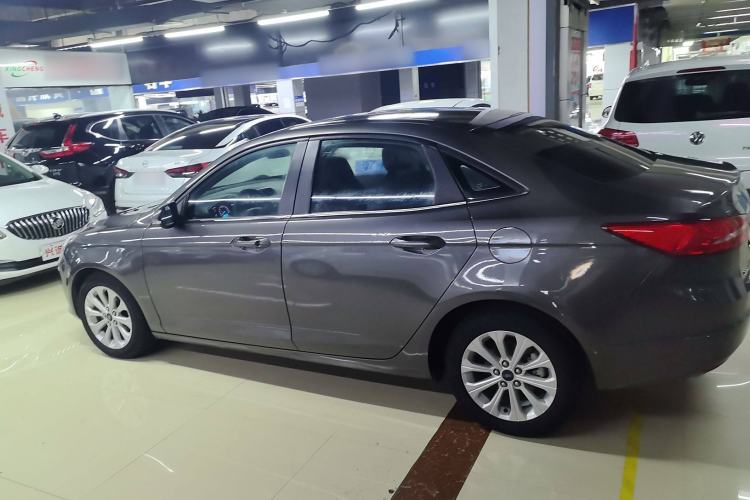Used Ford Escort 2015 1.5L Automatic Fashion Model Left Side