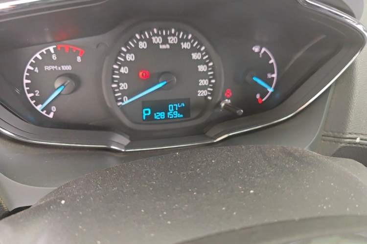Used Ford Escort 2015 1.5L Automatic Comfort Edition Odometer Close Up