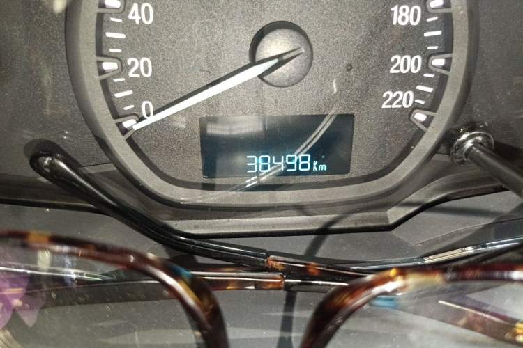 Used Ford Escort 2015 1.5L Automatic Fashion Model Odometer Close Up